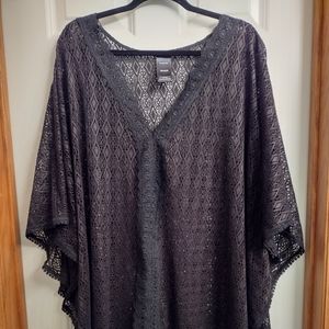 Women's plus size swim top